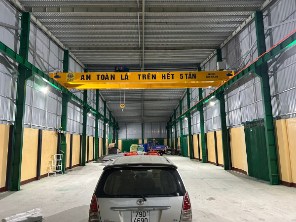 Cung cấp và lắp đặt Cầu Trục Dầm Đôi 5T – Nhà máy thép Hòa Thuận